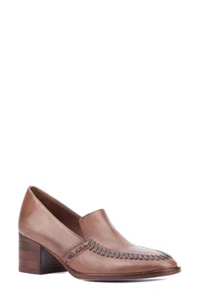 Vintage Foundry Elaine Whipstitch Loafer In Brown