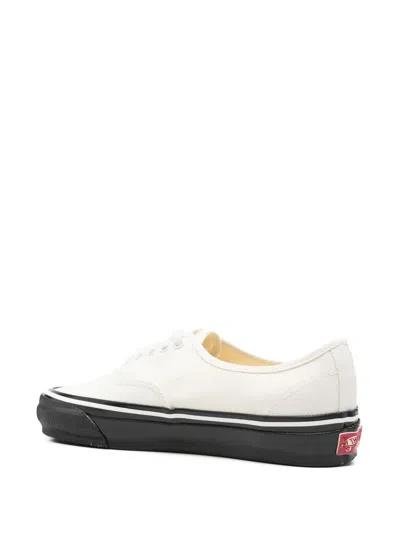 Vans Sneakers Mit Logo-detail In White