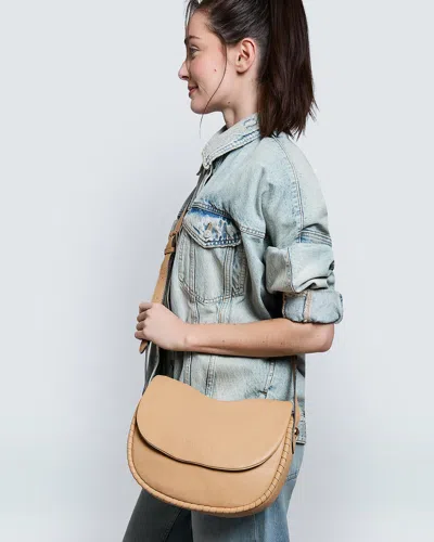 Aimee Kestenberg Mercer Messenger