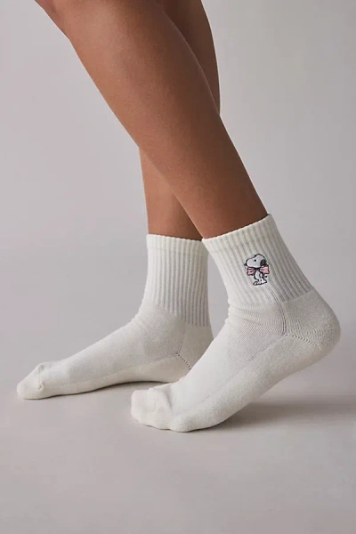 Urban Outfitters Peanuts Snoopy Icon Quarter Crew Sock In Cream, Women's At