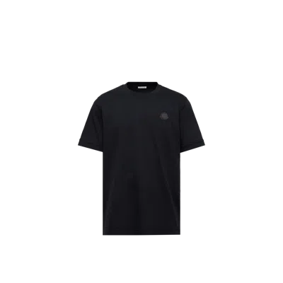 Moncler Logo Patch Crew Neck Short Sleeves T-shirt In Black