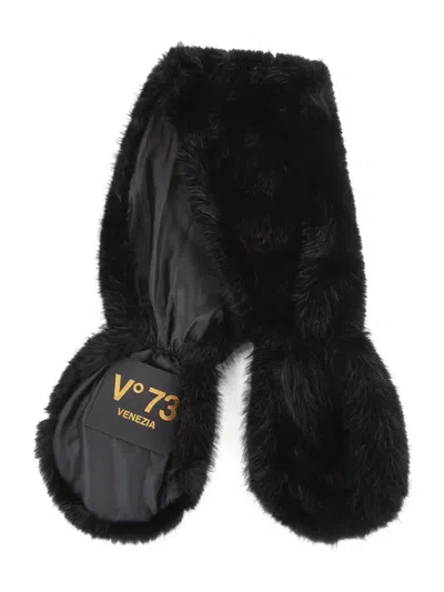 V73 Faux Fur Stole Jane In Black