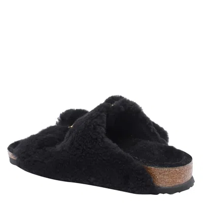 Birkenstock Arizona Shearling Slides With Large Buckle In Black