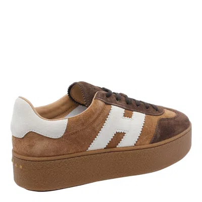 Hogan Low Top Platform Sole Sneakers In Brown