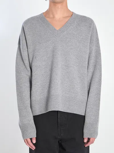 Ami Alexandre Mattiussi Ami V-neck Ribbed Sweater With Embroidered Logo In Gray