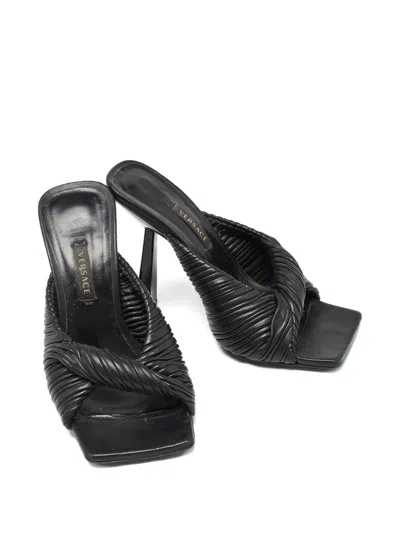 Pre-owned Versace 105mm Pleated-knot Sandals In Black