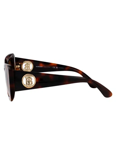 Burberry 0be4344 3316t5 Butterfly Polarized Sunglasses In Brown