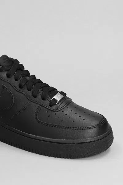 Nike Air Force 1 07