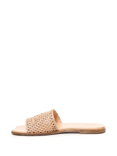 Chloé Soleil Embroidered Woven Sandals In Neutral
