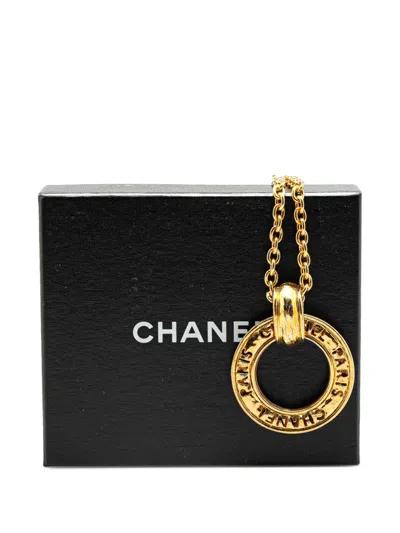 Pre-owned Chanel 1970-1980 Gold Plated Circle Logo Pendant Necklace Costume Necklace
