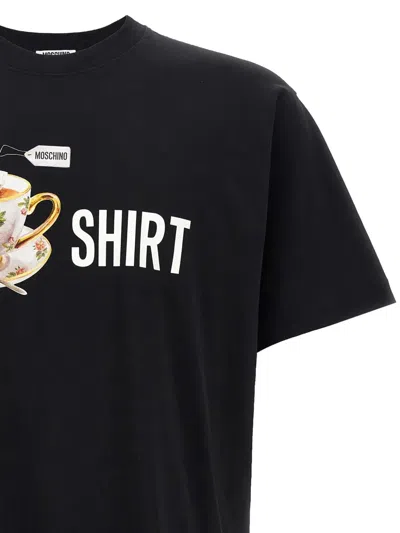 Moschino T-shirt Whit Maxi Print In Black
