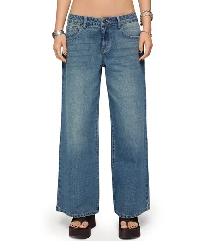 Edikted Petite Vyxen Vintage Washed Low Rise Medium Rinse Wash Jeans In Blue
