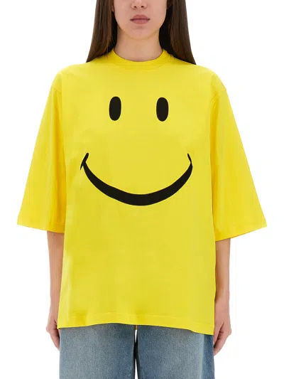 Moschino Smiley Face Graphic T-shirt In Bright Yellow Cotton