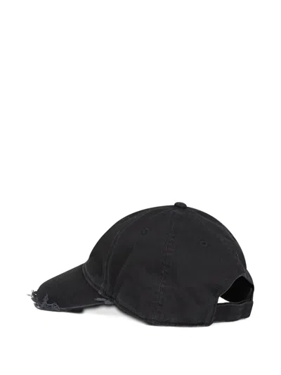 Attico Logo-embroidered Frayed-edge Baseball Cap In Black