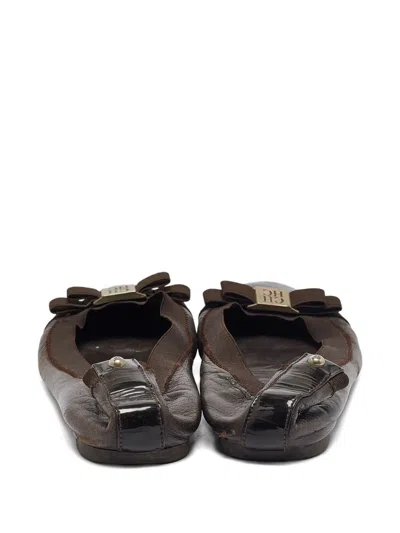 Pre-owned Carolina Herrera Vintage  Patent-leather Bow-detail Ballet Flats