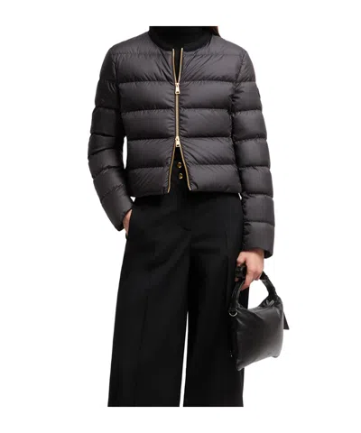 Moncler Black Short Zip-up Puffer Jacket Women In Black