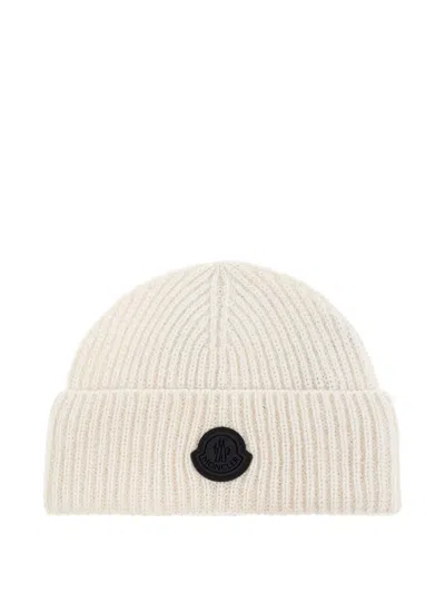 Moncler Ribbed Logo-patch Beanie In Neutral