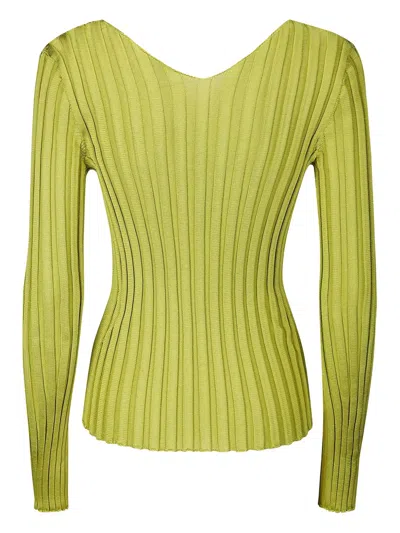 Lussi Fitted Ribbed Silk Sweater With Deep V-neckline In Green