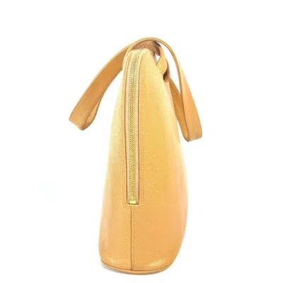Pre-owned Chanel Beige Grained Calfskin Shoulder Bag Tote Bag ()