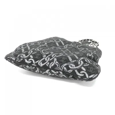 Pre-owned Chanel Black Silver Canvas Shoulder Bag ()