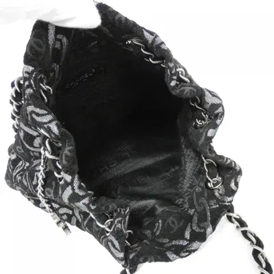Pre-owned Chanel Black Silver Canvas Shoulder Bag ()