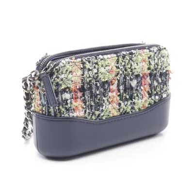Pre-owned Chanel Multi-color Navy Fabric Leather Shoulder Bag ()