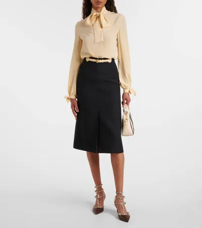 Valentino Rockstud 65 Two-tone Leather Pumps