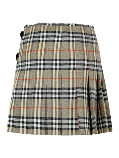 Burberry Plaid Pleated Skirt With Frayed Hem And Buckle Accents In Gray