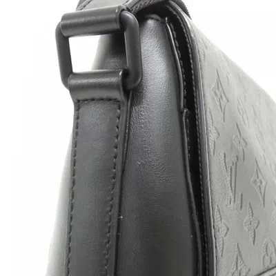 Pre-owned Louis Vuitton Black Leather Shoulder Bag ()