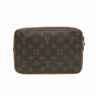 Pre-owned Louis Vuitton Brown Clutch Bag ()