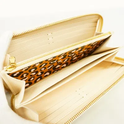Pre-owned Louis Vuitton Cream Long Wallet (bi-fold) ()