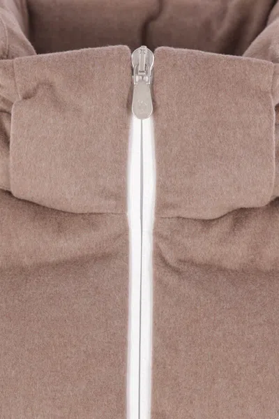 Brunello Cucinelli Men Sleeveless Wool Down Jacket With Detachable Hood In Neutral
