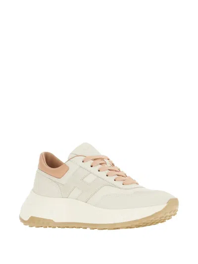 Hogan Footwear With Sole Contrast And Perforated Toe