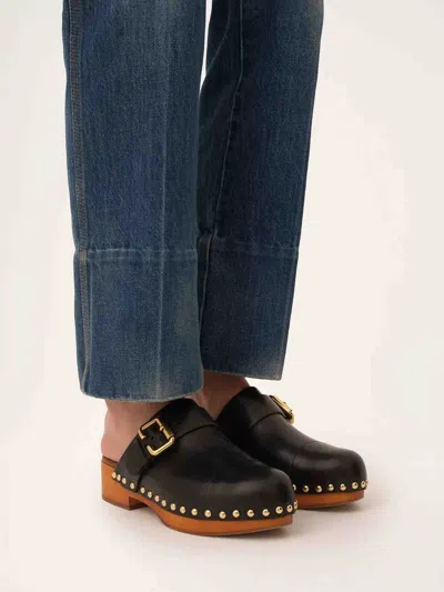 Chloé Women Jeannette Leather Clogs In Black