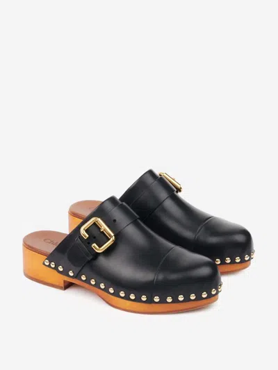 Chloé Women Jeannette Leather Clogs In Black