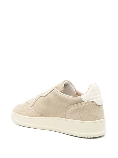 Autry Medalist Sneakers In White And Black With Suede