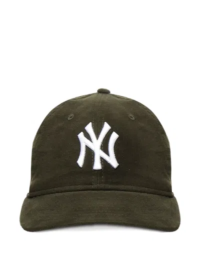 New Era Logo-embroidered Curved-visor Cap In Green