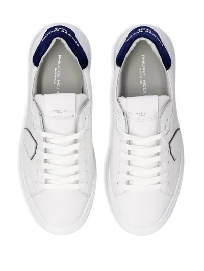 Philippe Model Low Top Sneakers With Contrasting Heel Tab In White