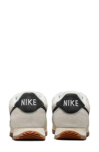 Nike Cortez Vintage Sneaker
