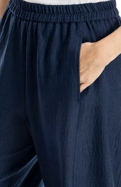 Max Studio Textured Twill Barrel Leg Pants
