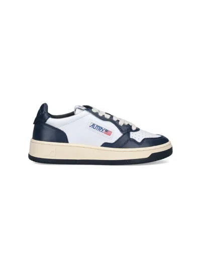 Autry Medalist Low Leather Sneakers