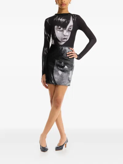 Maisie Wilen Portrait-print Mini Skirt In Black