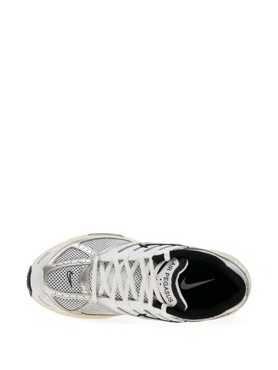 Nike Air Pegasus 2005 Sneakers