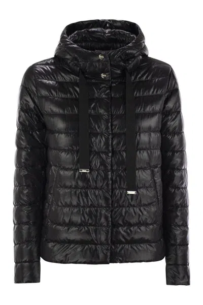 Herno Ultralight Hooded Quilted Jacket In Black