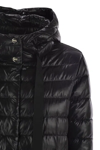 Herno Ultralight Hooded Quilted Jacket In Black