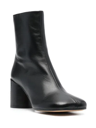 Mm6 Maison Margiela Round Toe Leather Ankle Boots With Seam Detailing In Black