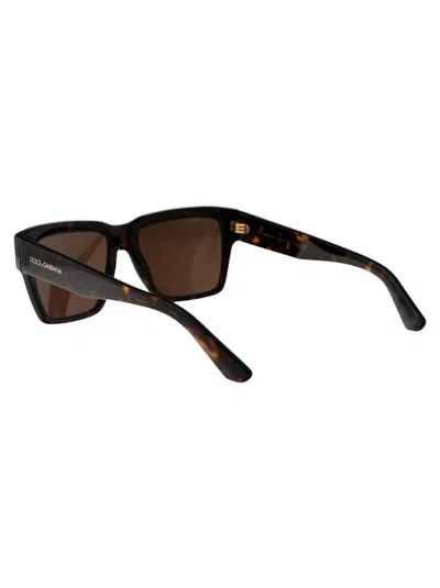 Dolce & Gabbana Eyewear Square Frame Sunglasses In Black