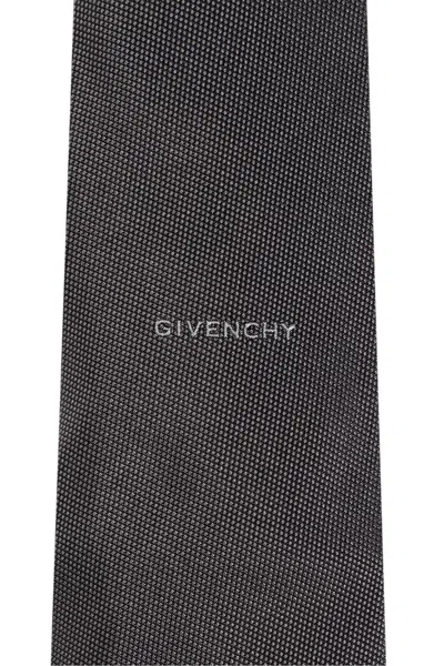Givenchy Pointed Tie