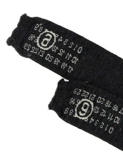 Mm6 Maison Margiela Dark Grey Numeric Signature Mm6 Gloves In Black