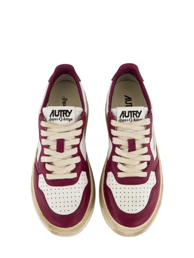 Autry Medalist Low Super Vintage Sneakers